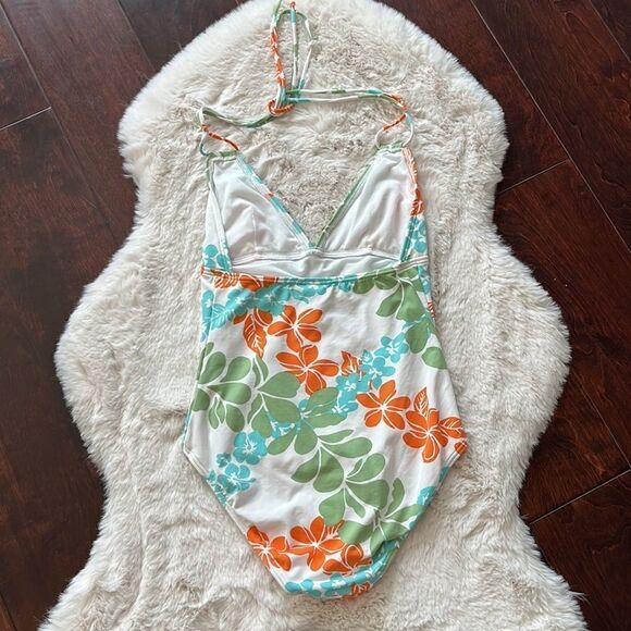 Relax by Tommy Bahama One Piece Floral Swimsuit Size 10 - Picture 5 of 8